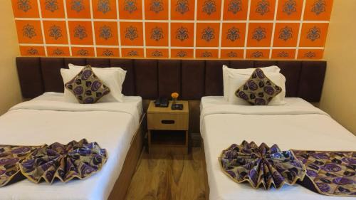 Begusarai Hotel | SAROJINI GARDEN HOTEL & RESTAURANT