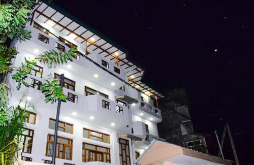 Anniwatta Apartment | SaRu Holiday Apartment - Upto 6 Guests