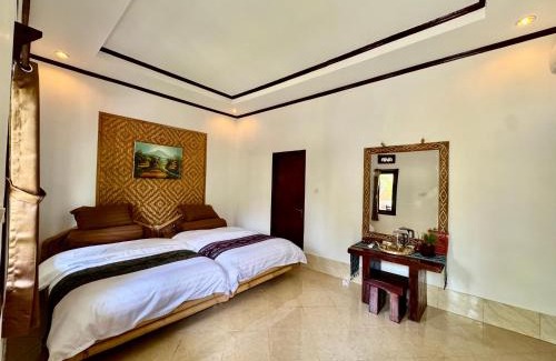 Senggigi House | Sasak Garden Resort