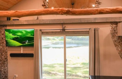 Conover Cabin | Sasquatch Sanctuary Tiny Log Home on 10 Acres