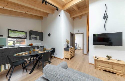 Transacqua Apartment | Sass Maor - Caminetto