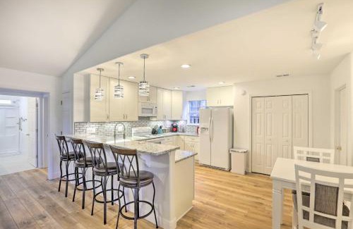 Tallahassee House | Sassy Tallahassee Home, 5 Mi to Downtown!