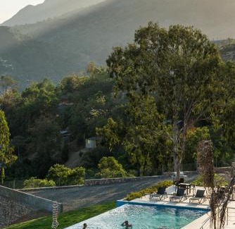 Rival Beach Hotel | Satama Hotel