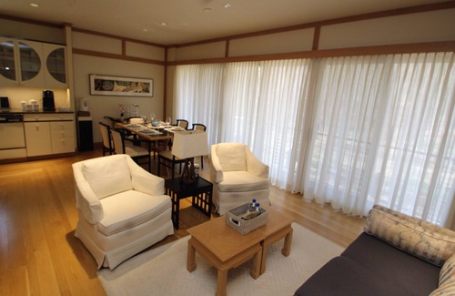 Hostetter Cottage | Satori Cottage-uber private, stream side, meditative 2 BR, 2 BA getaway!