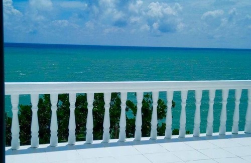 Basay House | Satori Suites Basay.