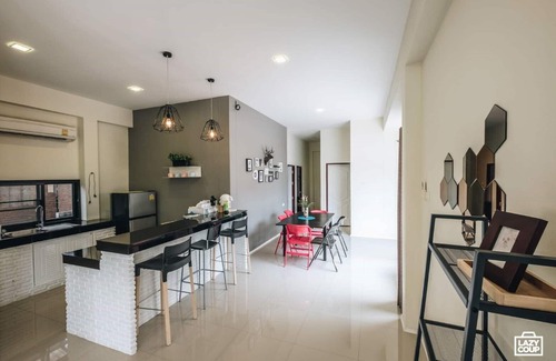 Central Pattaya Villa | Sattahip Relaxing Pool Villa