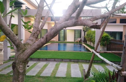 Central Pattaya Villa | Sattahip Relaxing Pool Villa