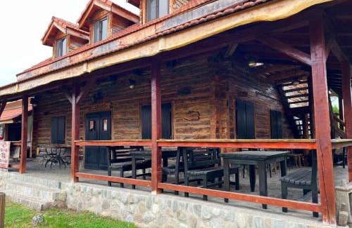 Runcu Cabin | Satul Traditional
