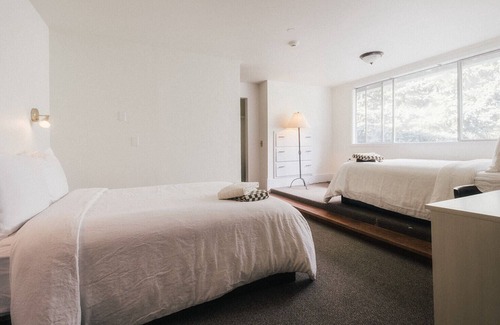 Friday Harbor Bed & Breakfast | Saturn's Return