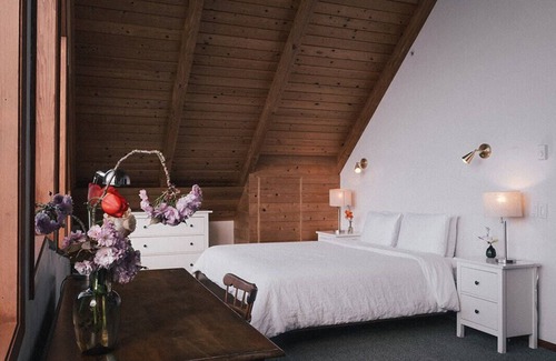 Friday Harbor Bed & Breakfast | Saturn's Return