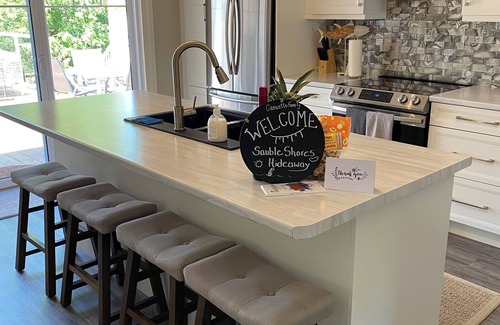 South Bruce Peninsula Cottage | Sauble Shores Waterfront Hideaway