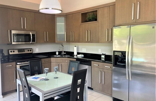 Saugatuck House | Saugatuck Landings Upper Condo