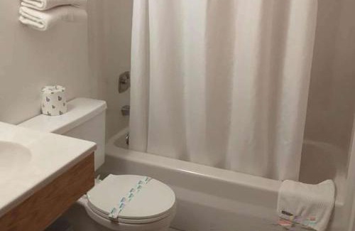 Sauk Centre Hotel | Sauk River Inn & Suites, a Travelodge by Wyndham