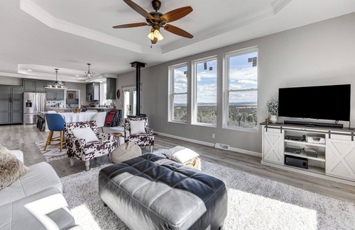 Walsenburg House | Sauna & Views: Southern Colorado Vacation Rental!