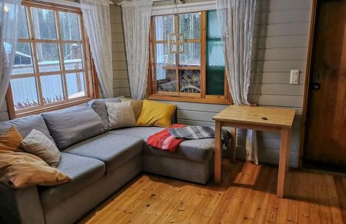 Kitee Ski Chalet | Saunamökki luonnon äärellä