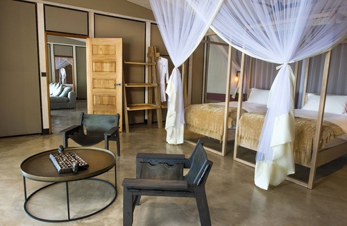 Lusaka Province Cabin | Sausage Tree Camp