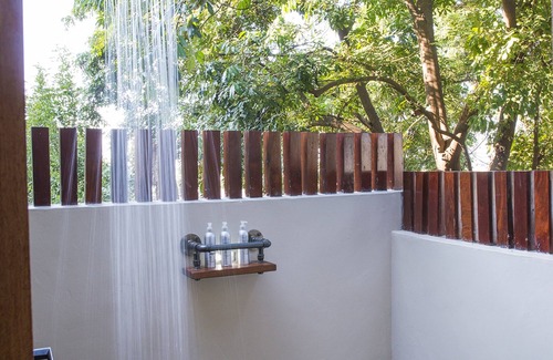 Lusaka Province Cabin | Sausage Tree Camp