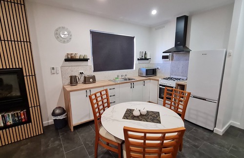 Port Pirie South Apartment | Sauvage - Luxury Garden Apartment