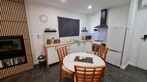 Port Pirie South Apartment | Sauvage - Luxury Garden Apartment