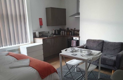 Thorpe Satchville Apartment | SAV Apartments Flat 3- Twin Studio Regent Road