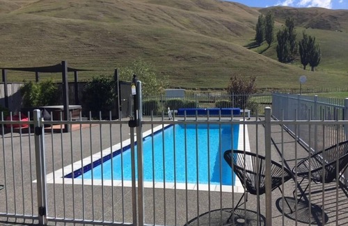 Poukawa Ski Chalet | Savana Estate in the beautiful Hawkes Bay