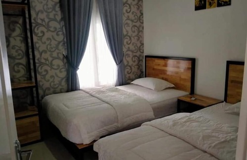 Sawahlunto House | Savannah Guest House