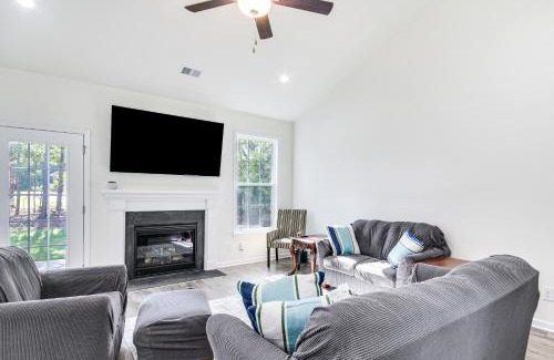 McCormick House | Savannah Lakes Village Home Golf and Hike!