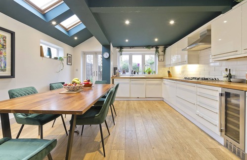 Wandsworth House | Savannah Nights, by Veeve