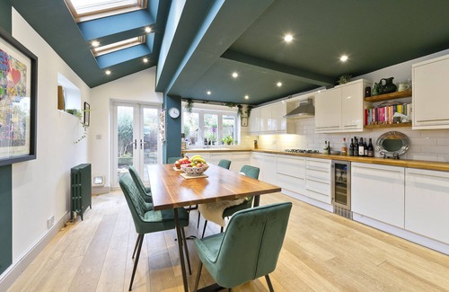 Wandsworth House | Savannah Nights, by Veeve