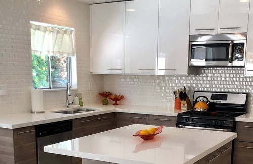 Cathedral City Cove House | Save 30% on all reservations of 30+ nights!