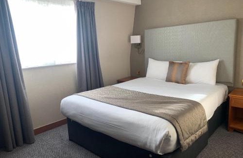 South Ruislip Hotel | Savera Hotel South Ruislip