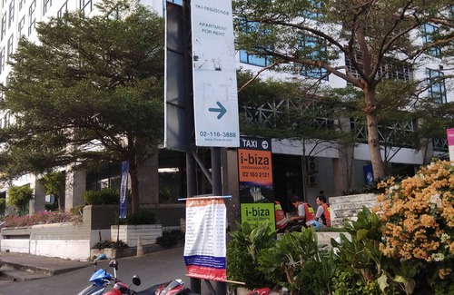 Huai Khwang Condo | Savi Rooms Deluxe Studio(1) nr Bangkok/Pitavet hospital & many pubs & bars