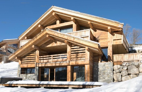La Clusaz Ski Chalet | Savoielac - La Clusaz - indoor pool : Chalet Viking