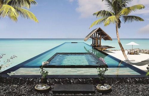 Reethi Rah Hotel | Savor An Exhilarating Experience! Direct Beach Access, Beach View, Outdoor Pool