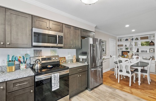Elizabeth City House | Savor the Sweetness of Sugar Pea!