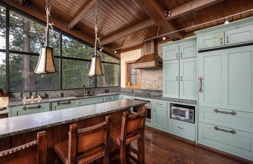 Hermosa House | Savor tranquility with Mt. Rushmore views and nearby Custer State Park.