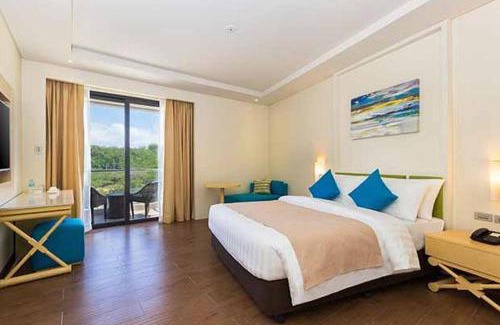 Yapak Hotel | Savoy Hotel Boracay near Newcoast Beach