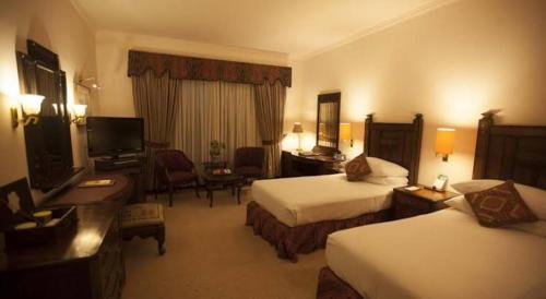 Fatehjang Bed & Breakfast | Savoy Inn G-13