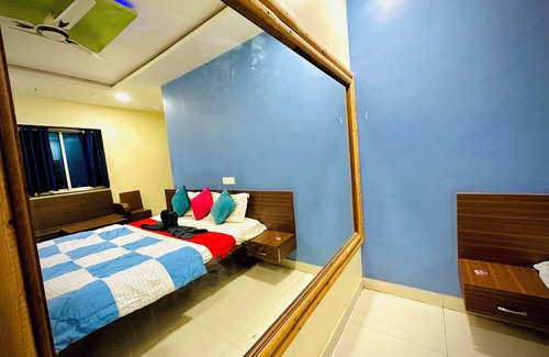 Jadhavwadi Hotel | Sawai Executive