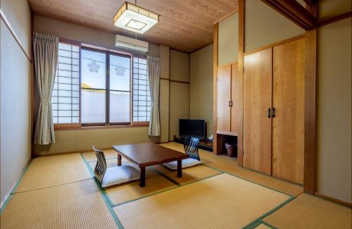 Miyaura Hotel | Sawaki