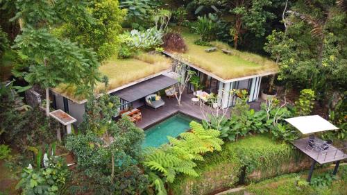 Cimenyan Villa | Sawasaé Bunisari