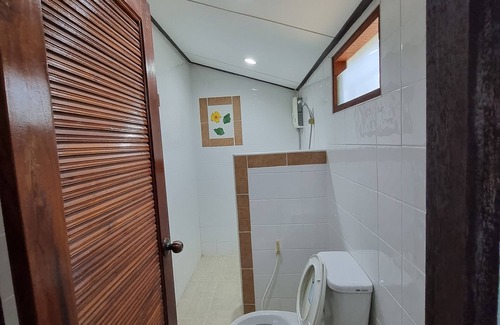 Ko Sichang Hotel | Sawasdee Sichang Resort