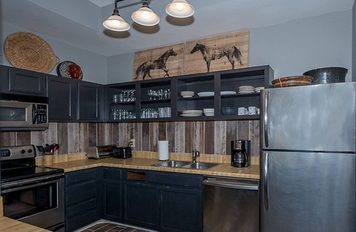 Sawgrass Condo | Sawgrass CC Oceanfront Community, Golf Cart to beach, 5 beds, dog on beach