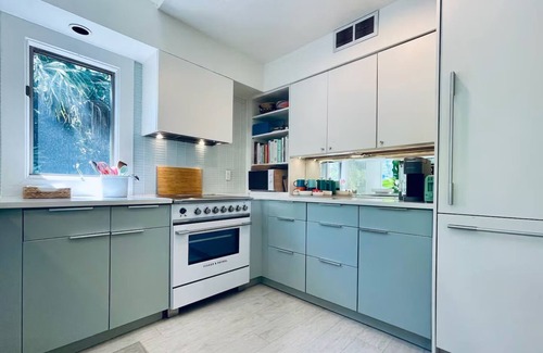 Sawgrass House | Sawgrass Stunner - 2BR and 2BA with den and office