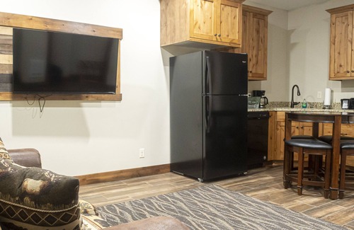 Island Park Hotel | Sawtelle Mountain Resort