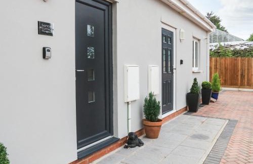 Dawlish House | Sawtons Cottage 2