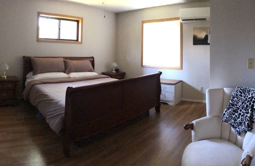 Heron House | Sawtooth View