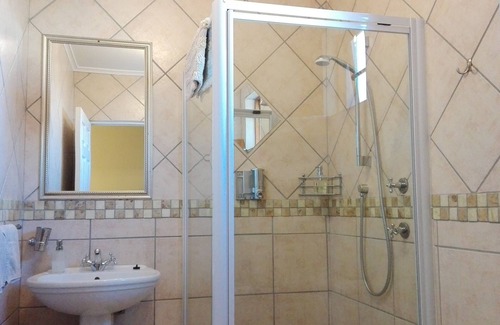 Prince Albert House | Saxe-Coburg Lodge