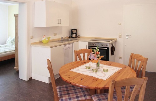 Weißig Apartment | Saxon Family Retreat