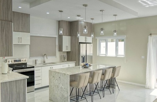 Tryall Villa | SBS Modern Seaview Villa - 5 bed/4bath with Private Pool